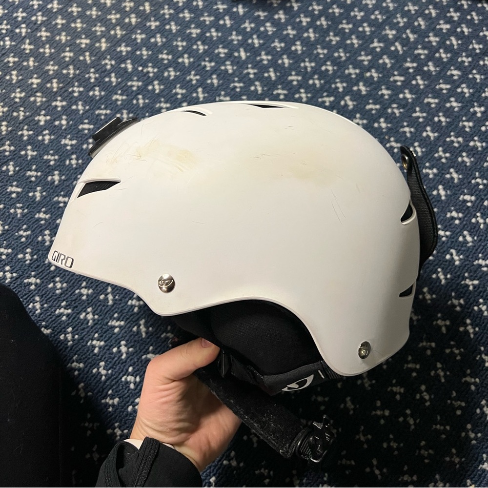 Giro Ski / Snowboard Helmet